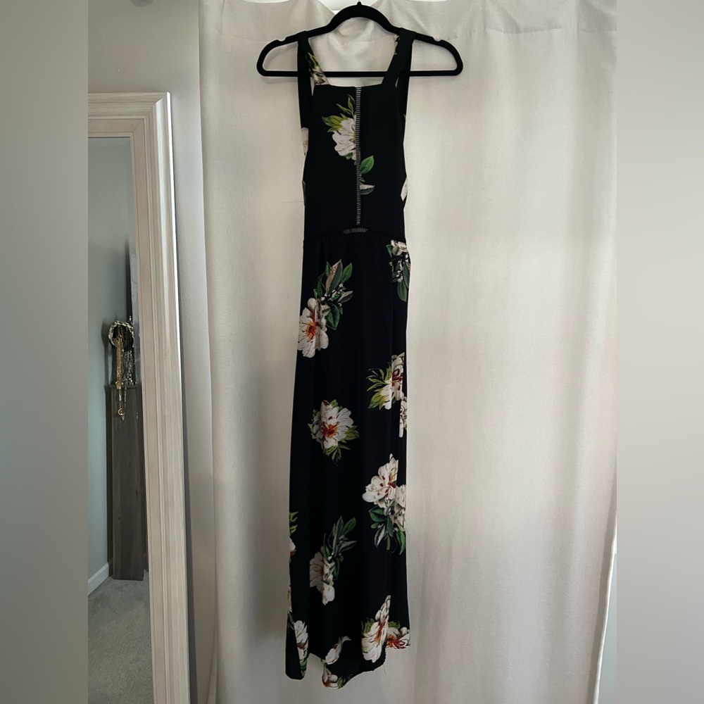 Black floral print open back maxi dress- size small